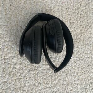 Wireless Black Headphones